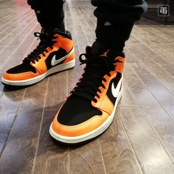 求推荐1000价位颜值高的篮球鞋?不实战,就压马路.