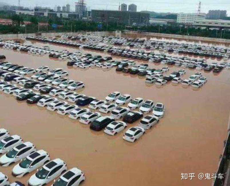 广州连日暴雨 泡水车原来流向这里 知乎