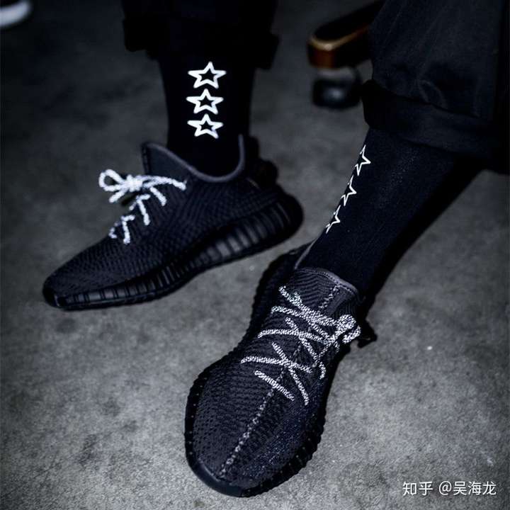 yeezy原始鞋带怎么系最好有图片谢谢