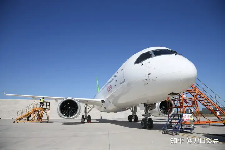 迈出第一步！国产飞机即将开启海外运营之旅，C919难道还远吗