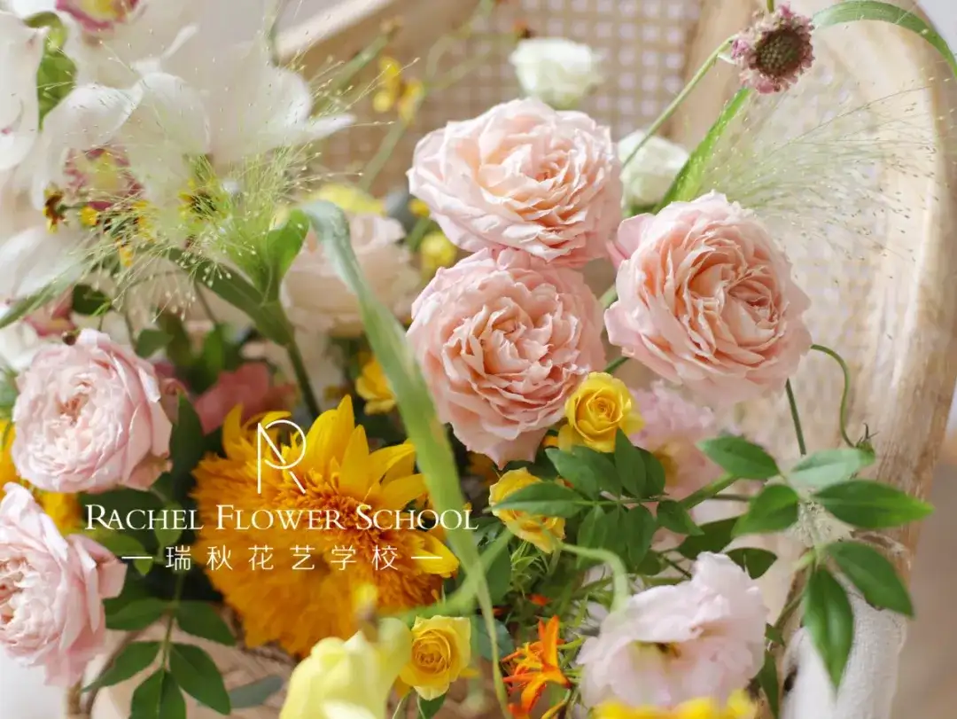 瑞秋花艺 6月花店创业b班回顾 如果梦想有颜色 一定是花的五颜六色 知乎