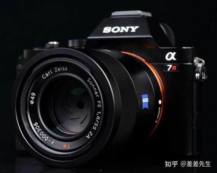 sony a7m2,已有24-70f4,打算入个定焦,55 1.8和85 1.8哪个合适?