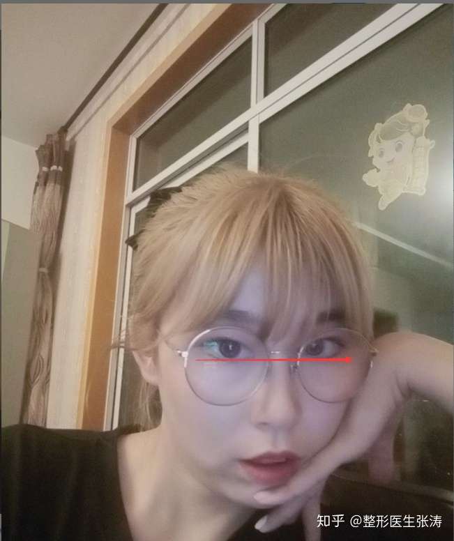 五官端正且脸小却不好看是什么样的体验?