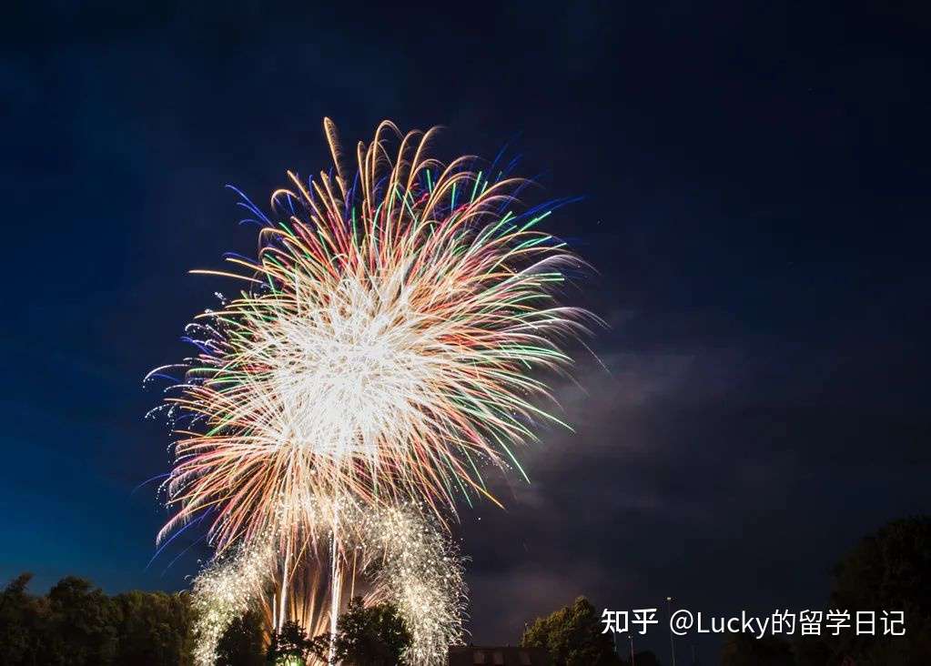 嗨 在日本留学的你怎能不知晓他们七夕节的风俗 知乎