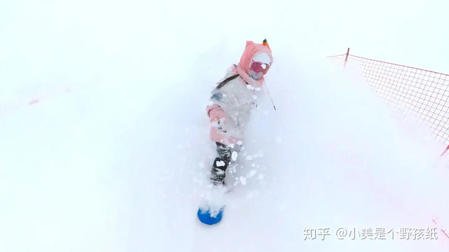 可可托海滑雪场测评 雪场篇 坐缆车滑野雪 9公里机压雪道滑到脚酸 知乎