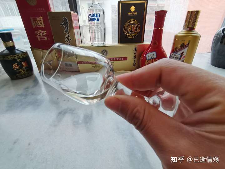 心情不好的时候容易醉,失恋的时候容易醉,想借酒浇愁的时候容易醉!