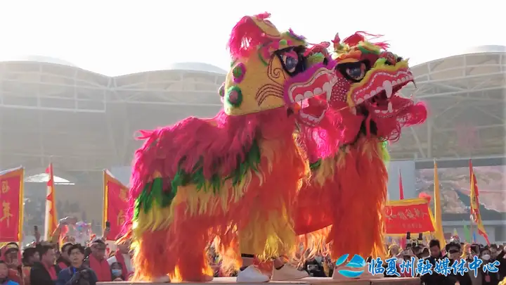 干货分享（临夏非遗六百年秧歌）临夏秧歌队为什么都戴眼镜 第14张