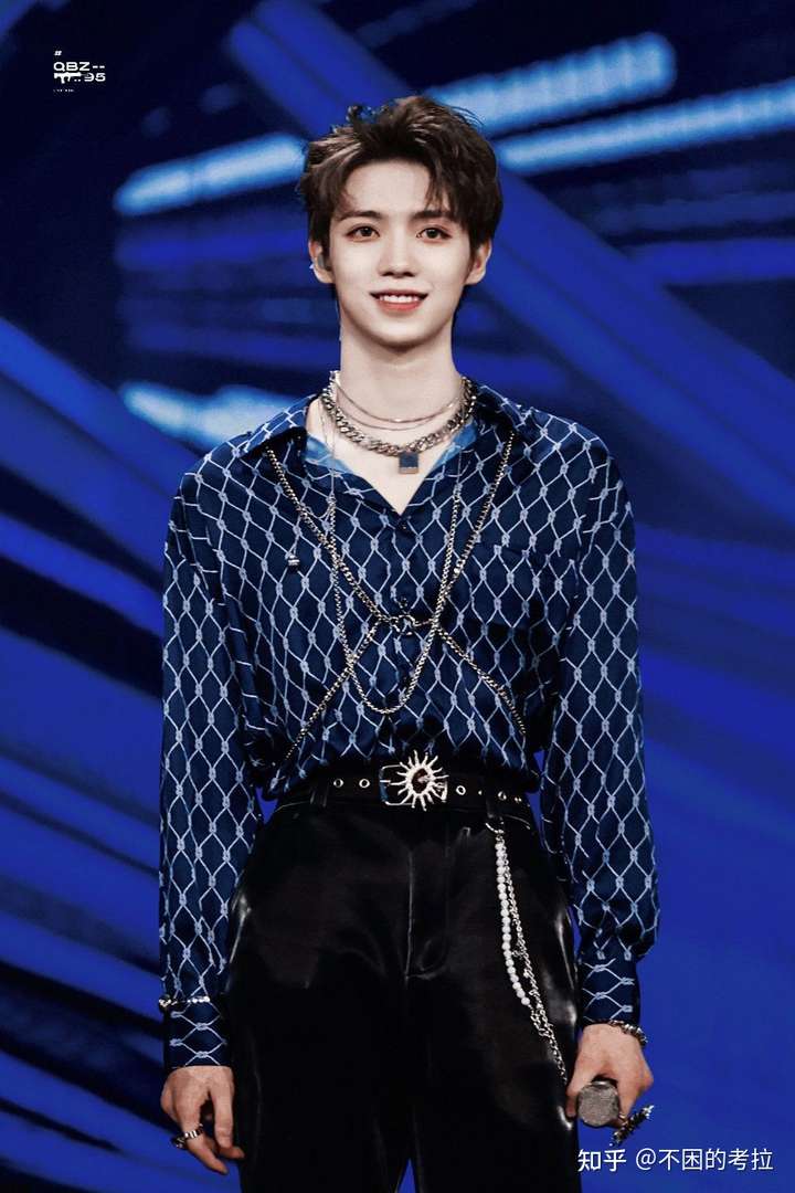 下面是微博收罗一舟直拍的图