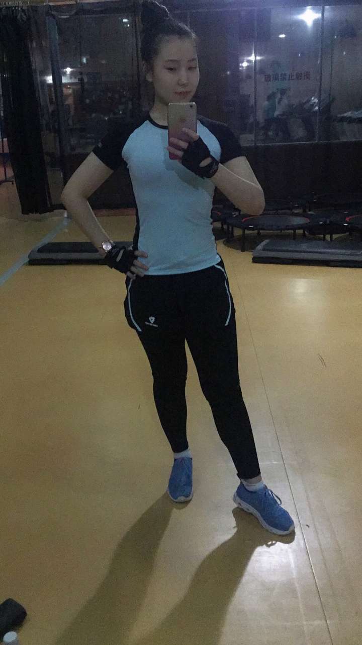 你们对身高163cm体重118斤的女生什么看法