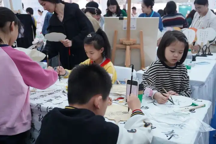 知识无界梦有光 智慧人生绘新章 | 我校参加浙江省暨杭州市全民终身学习活动周(图12) 知识无界梦有光 智慧人生绘新章 | 我校参加浙江省暨杭州市全民终身学习活动周(图12)