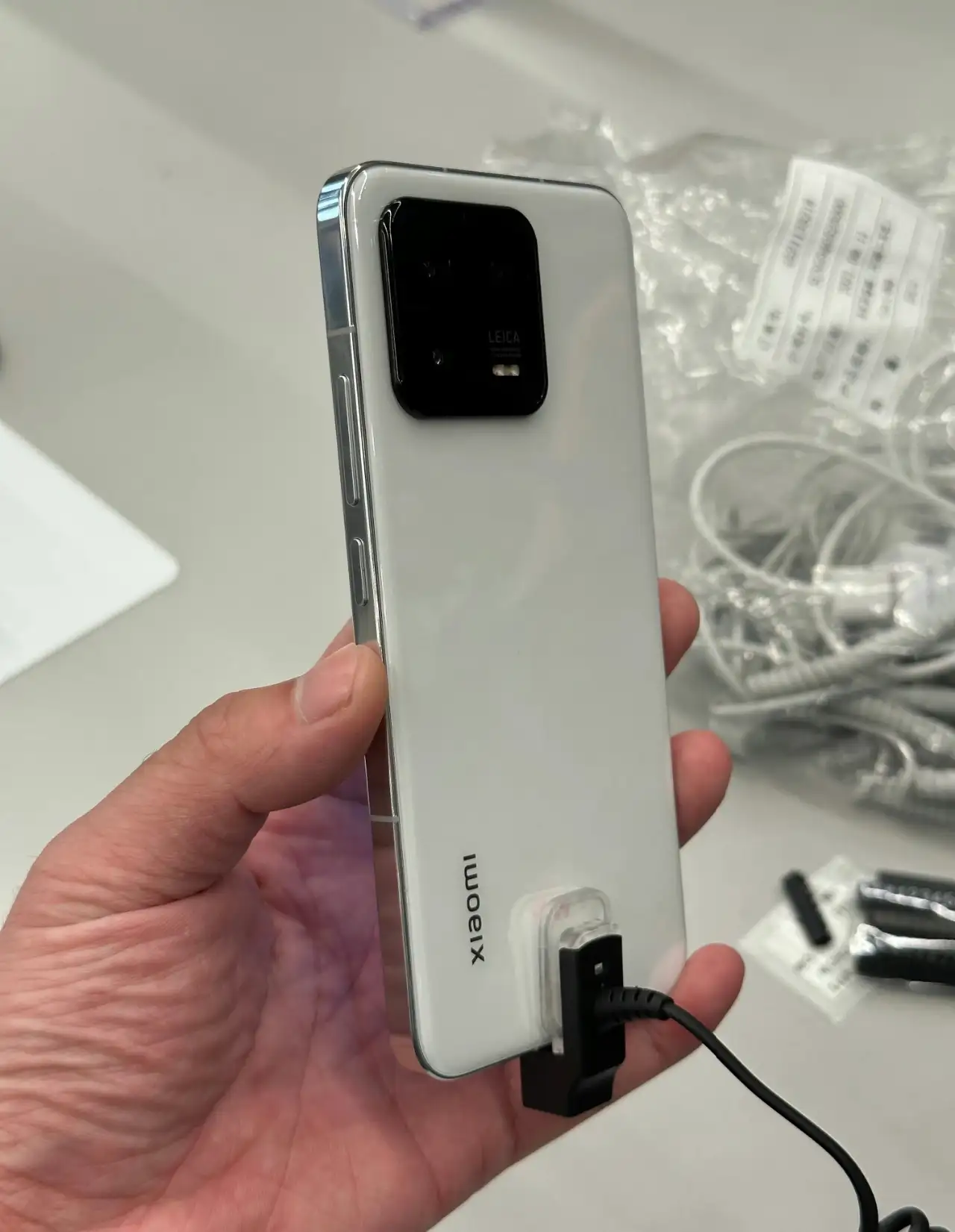 小米13上手体验这窄边框绝了