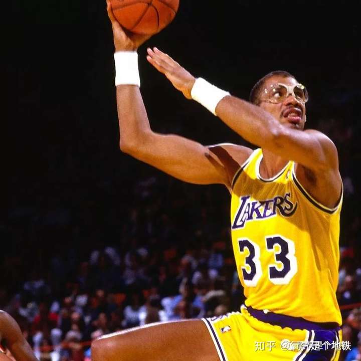 巅峰期的天勾贾巴尔有多强他有哪些特点和轶事