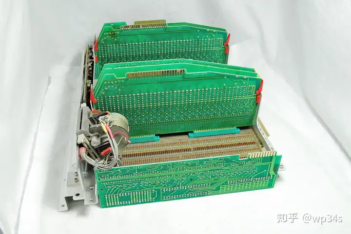 电与磁的极致艺术~1968年的HP9100A晶体管计算器(机)-2