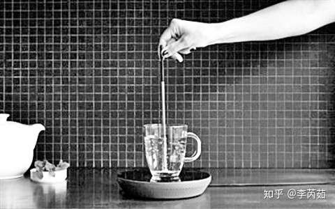 饭后水杯撒1勺 通肠排便解决老便秘 连肠胃都通畅了 知乎