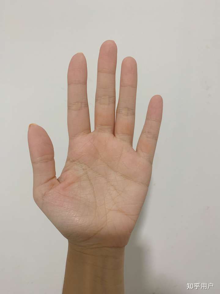 手掌大手指短是一种什么体验?