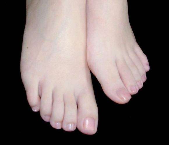 希腊脚(greek foot)