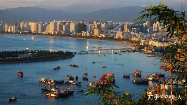 官宣！重大利好砸来，海南即将成为下一个香港？