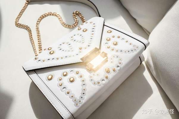 仲夏穿搭指南 连衣裙搭配什么鞋子 包包好看 知乎