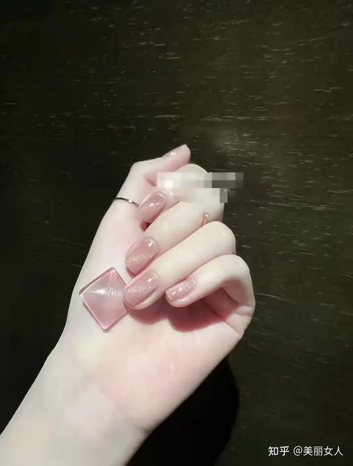 2022年显白又好看的美甲-2021显白美甲图片法式