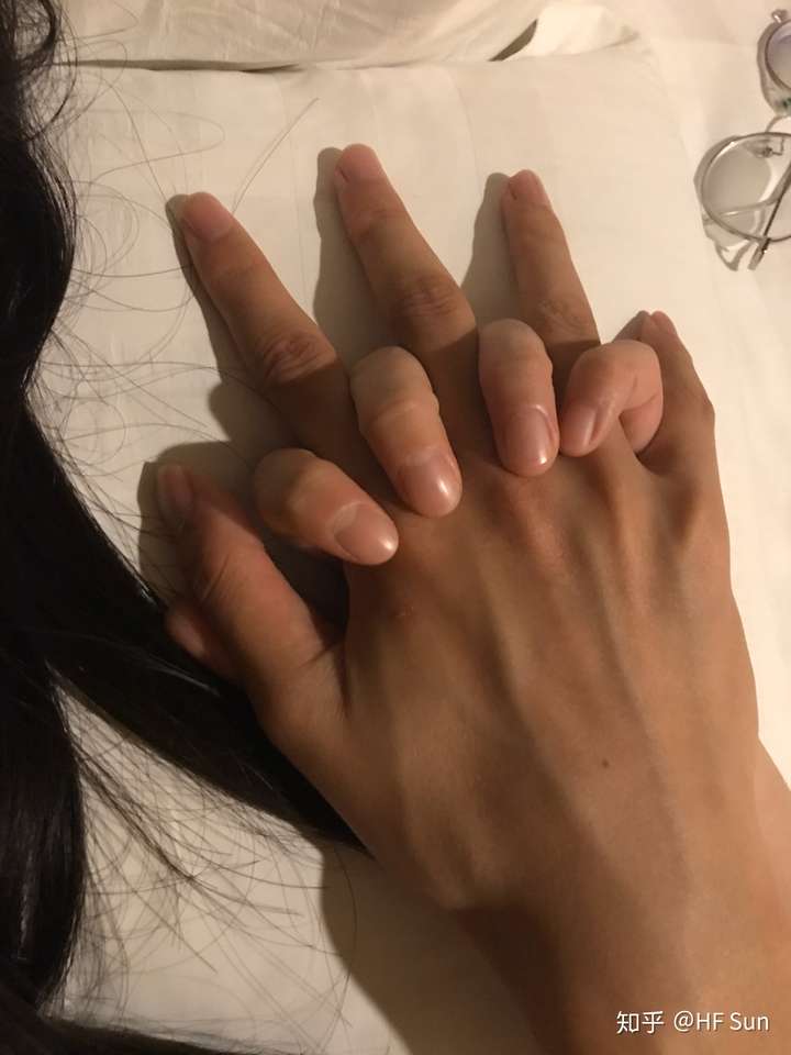 第一次睡在一起什么感觉?1 第一次睡在一起什么感觉?1