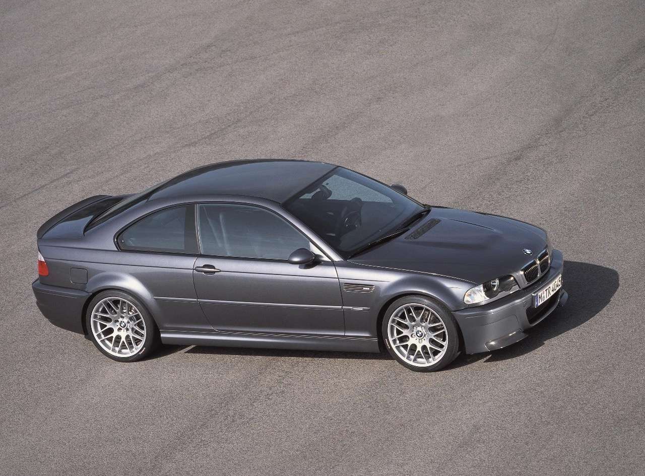 最高通缉的强者 宝马e46 M3 Gtr 缅怀一下 知乎