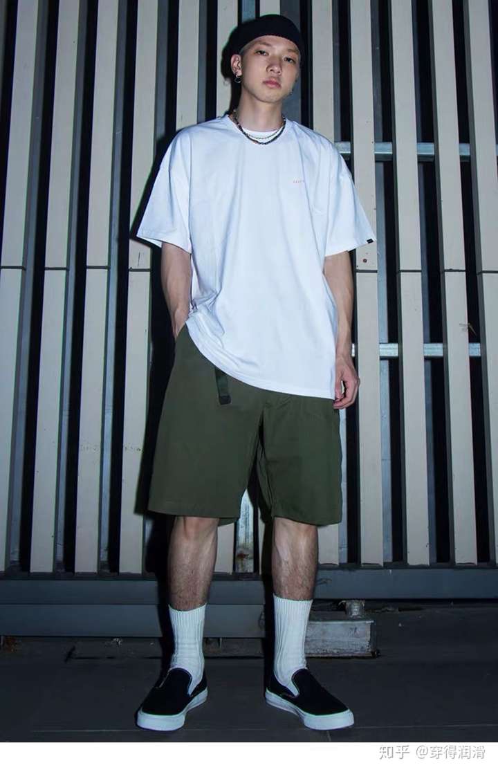 为什么男生穿短裤就一定要穿低袜