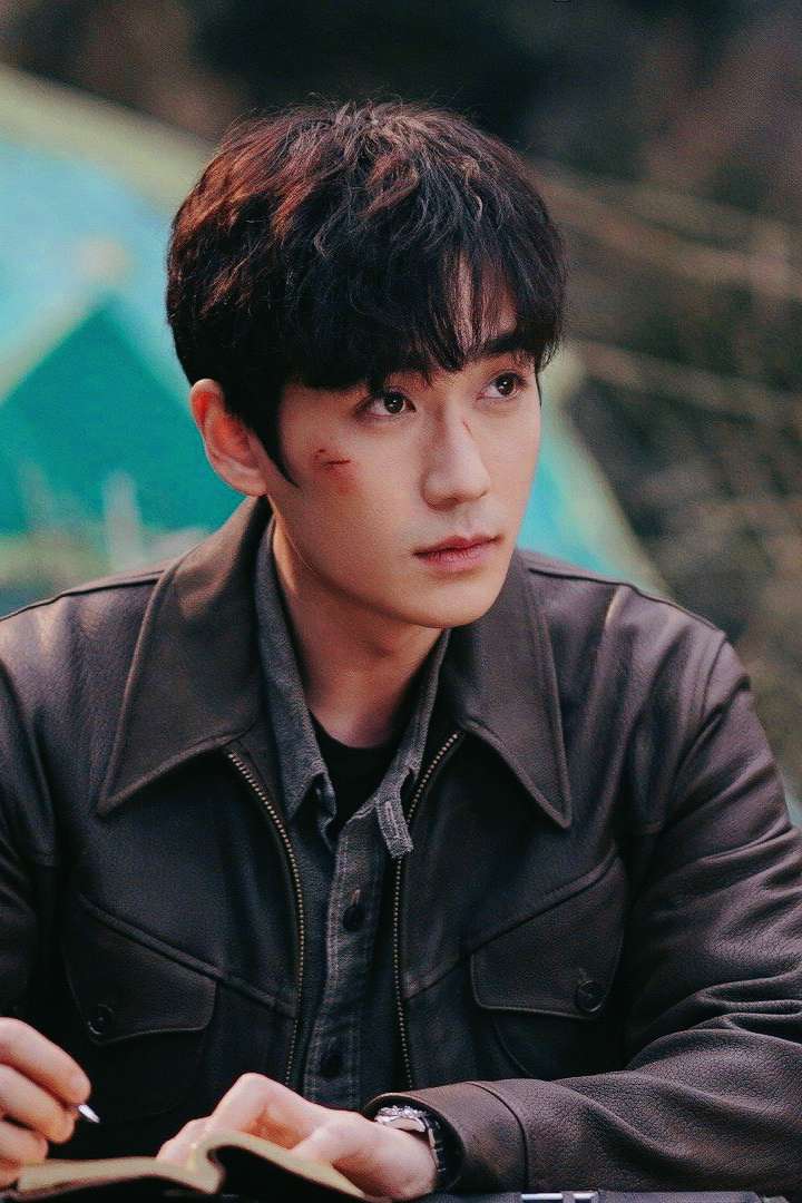 电视剧《重启之极海听雷》里白昊天是要和吴邪在一起了吗?