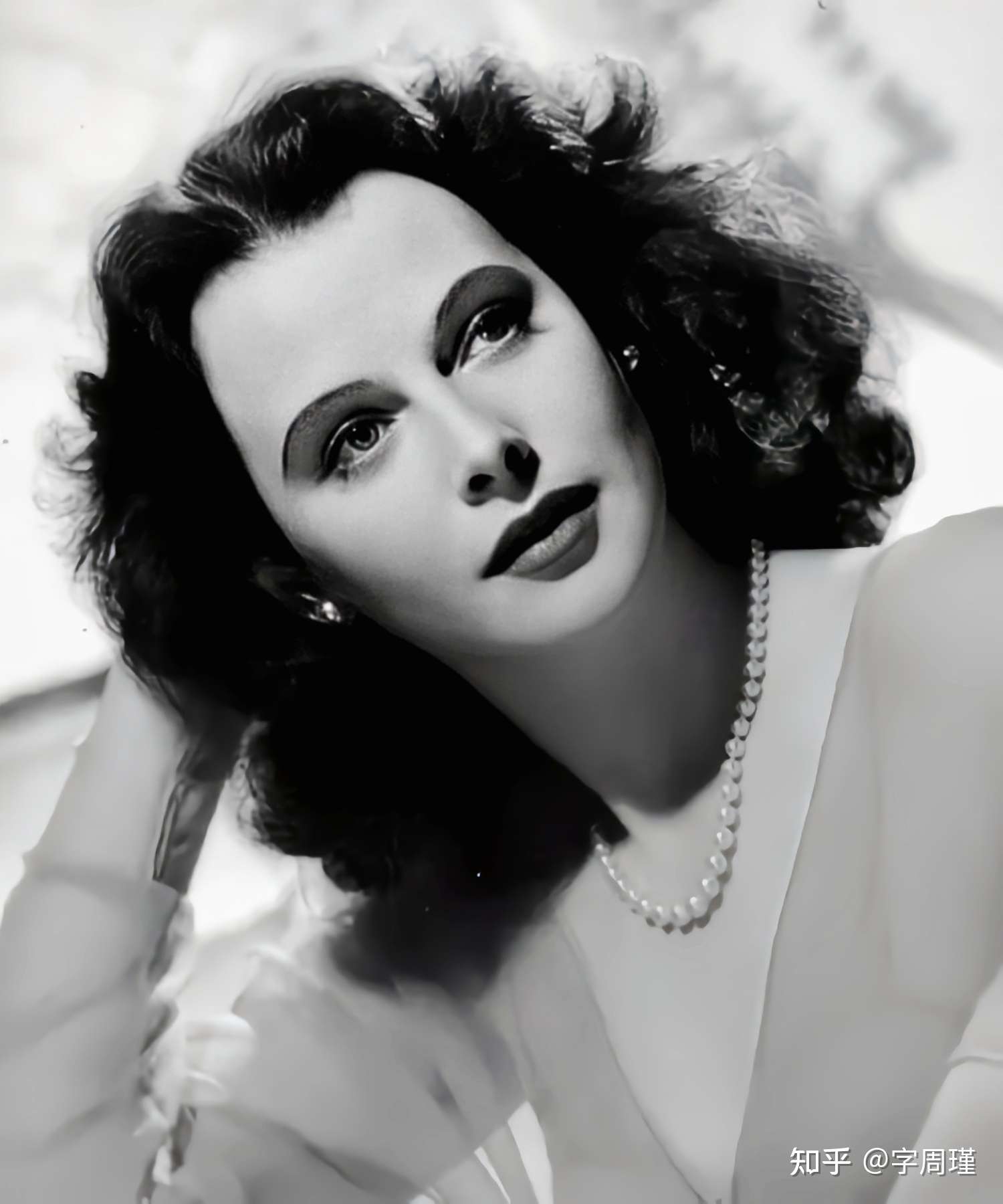 周瑾 的想法: #美人鉴赏# "海蒂拉玛" 一头袭肩长发的… - 知乎