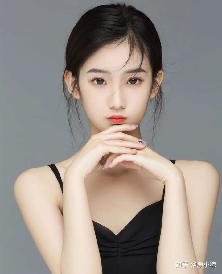 美女壁纸,女神头像 - 知乎