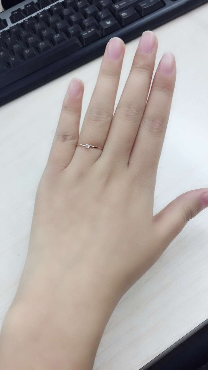 肉手怎么挑选戒指?