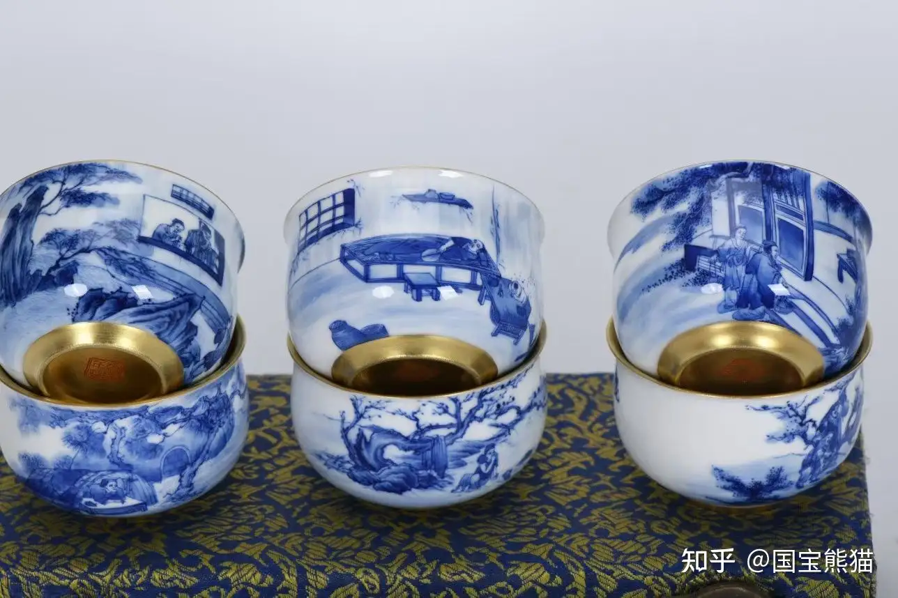 清乾隆御制二十四孝青花杯，高5厘米，口径7.5厘米- 知乎