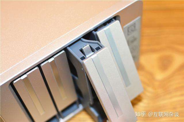 人人影视、百度云同步,铁威马F4-421这款NAS轻松实现