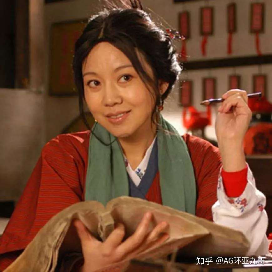 48岁的闫妮惊艳春晚 美 是女人一生的事业 知乎