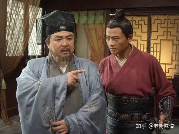 一句残菊诗 引起王安石欧阳修争议 其实二人另有深意不关菊花 知乎