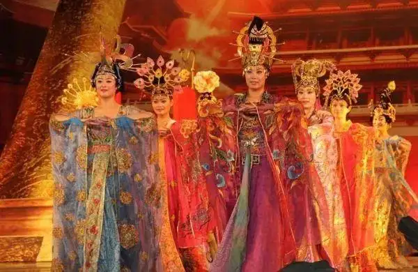 去西安，来一场穿越中国历史之旅……（去西安感受历史底蕴）插图4
