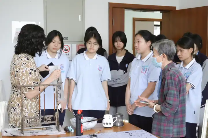 【活力校园】且行且观识百态 亦思亦学正青春 | 我校塘栖校区学子走进临平开展实践活动(图7)