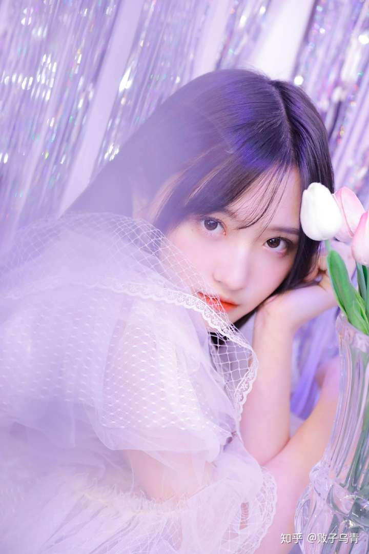 大家觉得费沁源长相甜美可爱不?