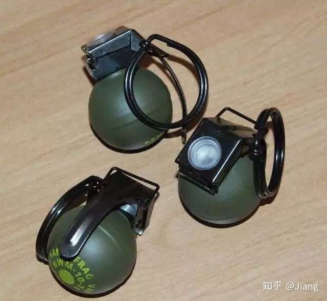 现在世界上最小的炸弹有多大