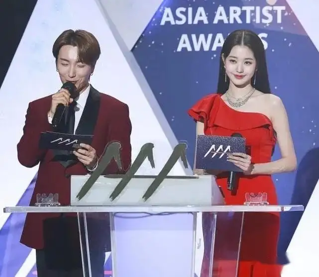 利特 张元英再次被选为 22年aaa颁奖礼 Mc 知乎