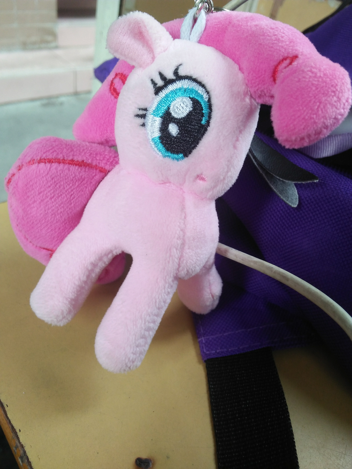 拥有小马布偶是什么感觉?