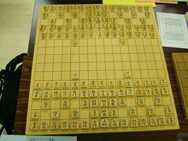 国象 中象 将棋的比较 知乎