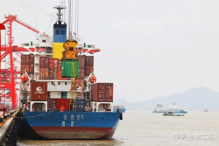 南京港龙潭集装箱码头获评全国内河唯一五星级绿色港口