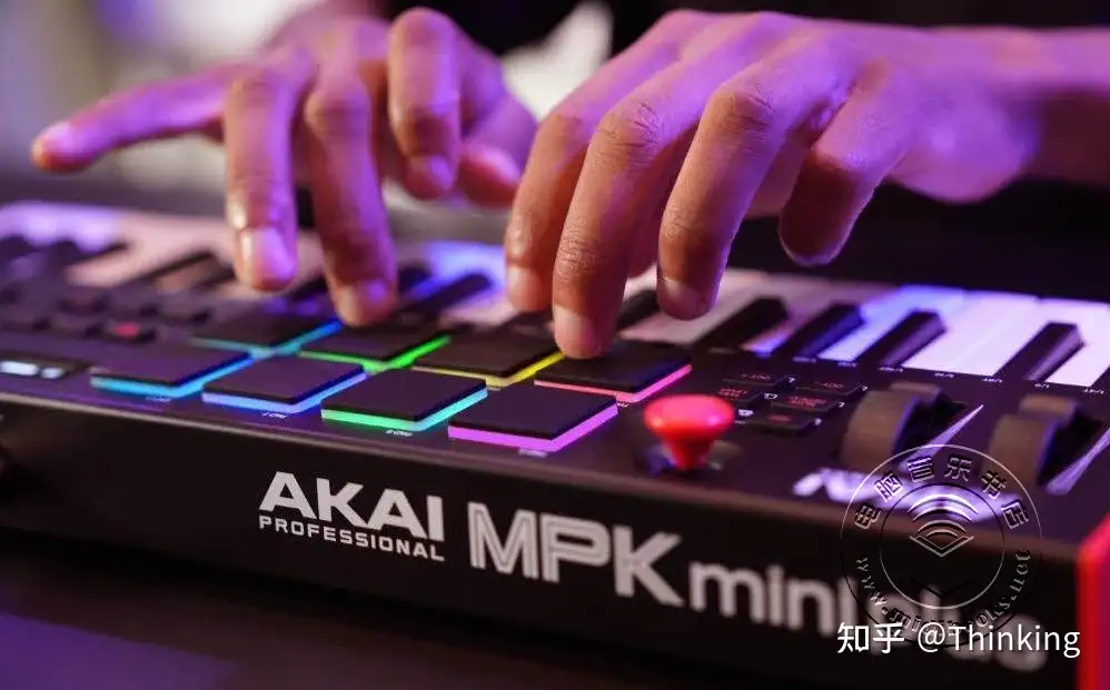 Akai发布新一代MIDI键盘控制器MPK Mini Plus，内置音序器和琶音器- 知乎