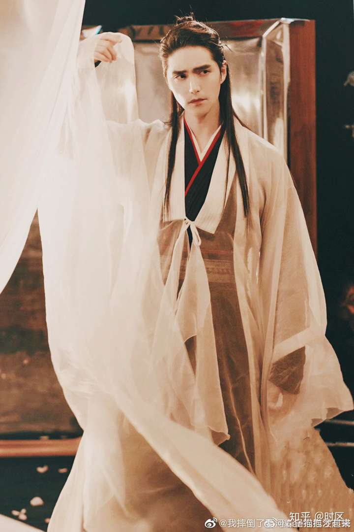 如何评价阿云嘎在《倩女幽魂:人间情》mv中的造型?