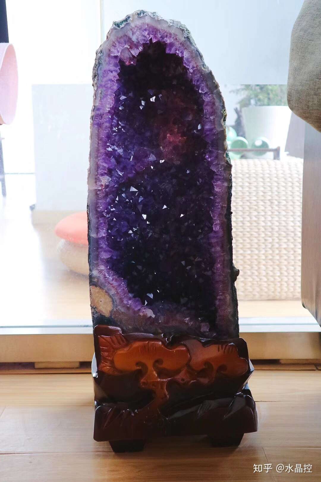 紫晶洞有假的吗 选购紫晶洞 紫晶簇应该注意这几点 知乎