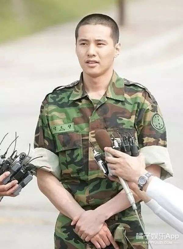 嫁男人就嫁像鹿晗 吴亦凡 杨洋这样把迷彩穿那么帅的男人 知乎