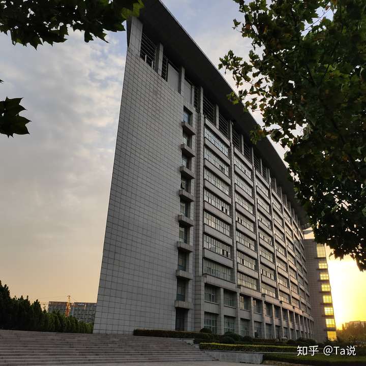 在河南中医药大学生活是一种什么样的感受?