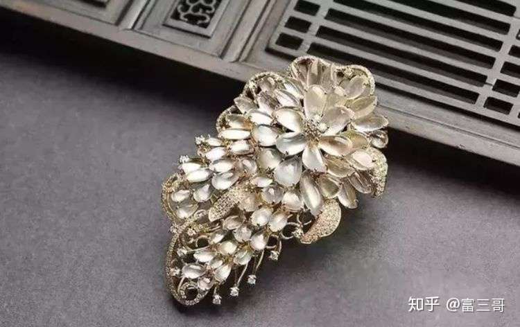 翡翠花开 行家详解翡翠的花 可不一定就是飘花 知乎