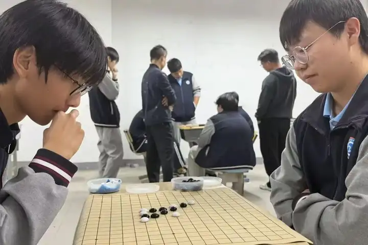 浙江省广播电视中等专业学校塘栖校区象棋、五子棋大赛顺利举行(图7)