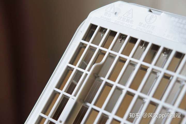 …還有酷炫觸控環(huán)——LIFAairLA-Y300等離子體空氣消毒機(jī) ...還有酷炫觸控環(huán)——LIFAairLA-Y300等離子體空氣消毒機(jī)